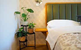 Hotel 16 & Apartments Prague City Living